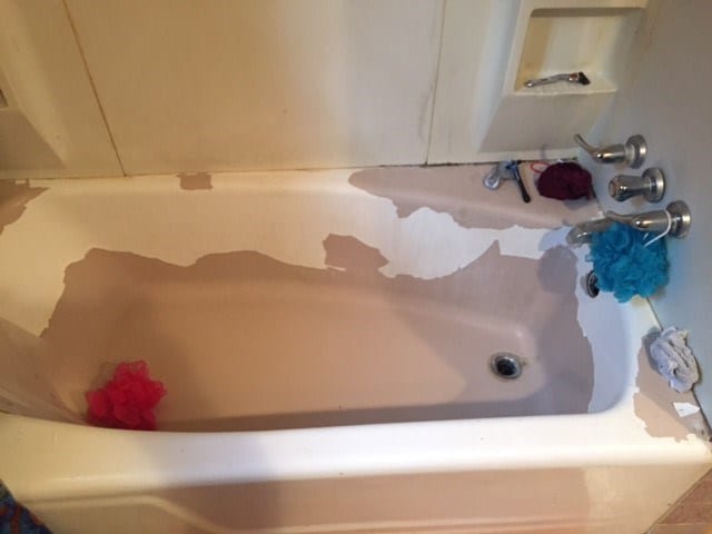 bathtub remodeling - before 4